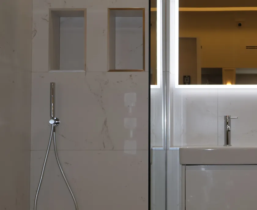 Large Mirror & Recessed Storage